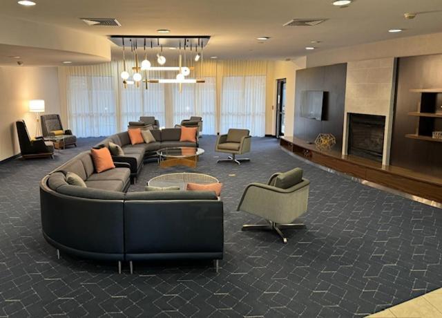 Hotel Courtyard By Marriott Kingston Zewnętrze zdjęcie