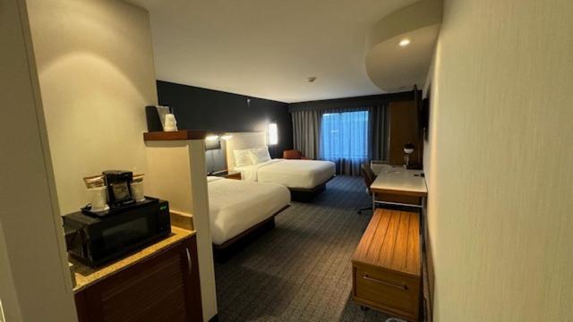 Hotel Courtyard By Marriott Kingston Zewnętrze zdjęcie