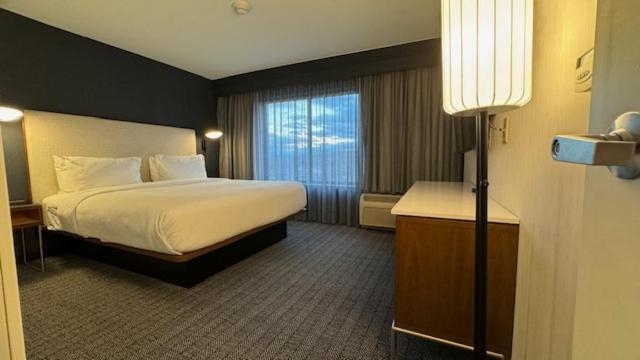Hotel Courtyard By Marriott Kingston Zewnętrze zdjęcie