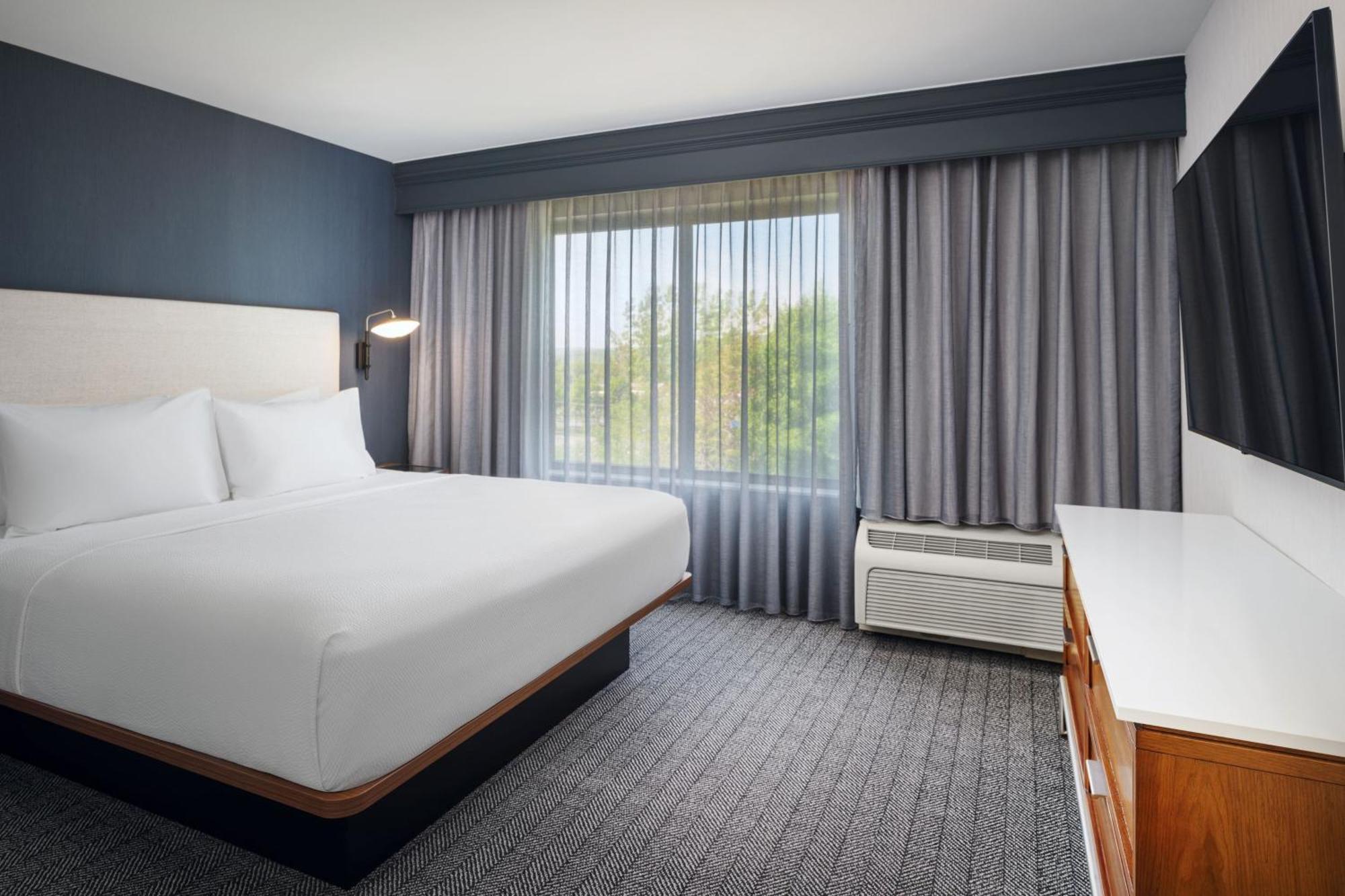Hotel Courtyard By Marriott Kingston Zewnętrze zdjęcie