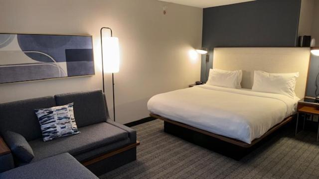 Hotel Courtyard By Marriott Kingston Zewnętrze zdjęcie